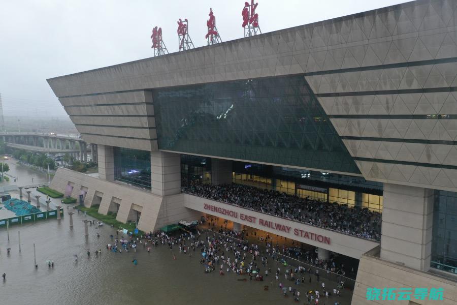 河南遭逢暴雨袭击 郑州降雨量三天与平常一年持平