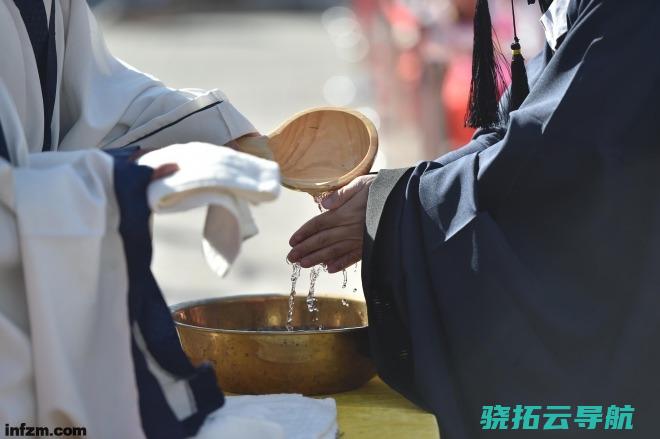 面前的儒家德性 季札称贤 高考题