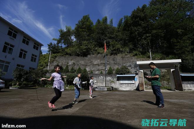 寄宿 撤并 与 乡村小规模学校的前途在哪里 小而美