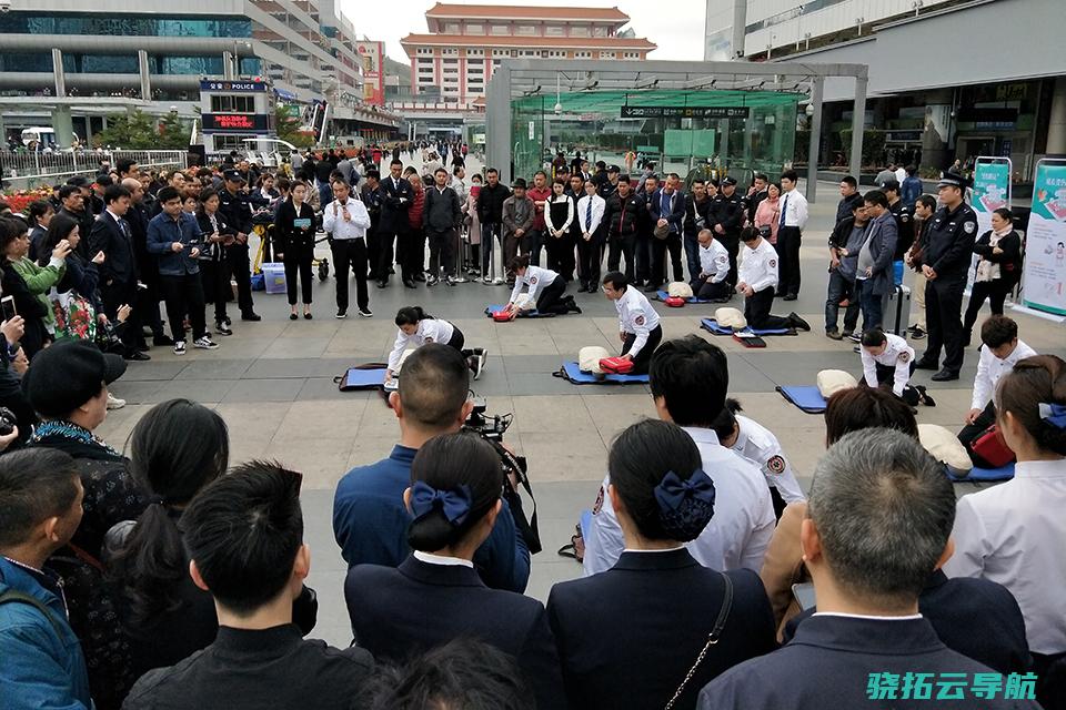 深圳力推AED面前 一个市区与 猝死 的赛跑