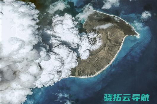 汤加火山喷发前 迷信家目击的生灵和现象令人惊叹