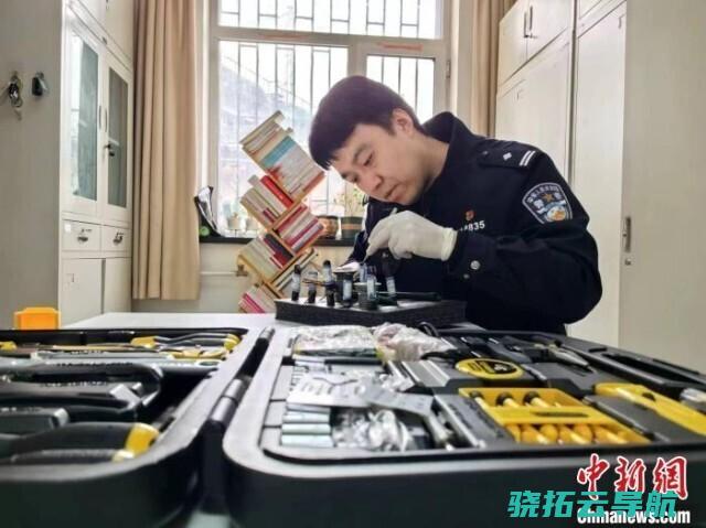 铁道线上的破案 猎手 榜样力量 铁警赵锟 导航仪